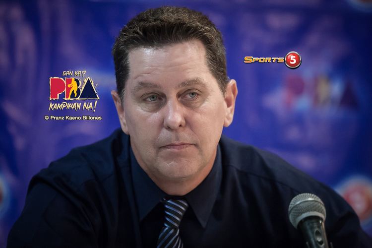 Tim Cone VIDEO BBallBreakdown talks triangle offense and coaching