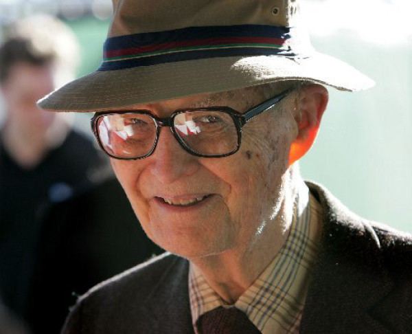 Tim Hays RIVERSIDE Former PE publisher and editor Tim Hays dies Press
