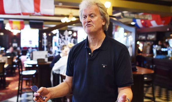 Tim Martin (businessman) Wetherspoons boss Tim Martin calls for Brexit freetrade deal or