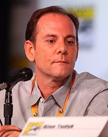 Tim Minear httpsuploadwikimediaorgwikipediacommonsthu