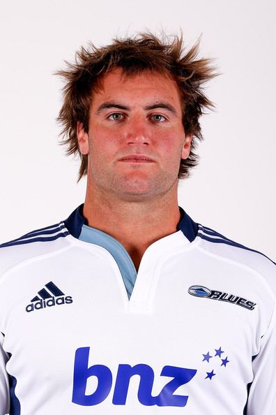 Tim Perry (rugby union) www2pictureszimbiocomgiTimPerry2013BluesH