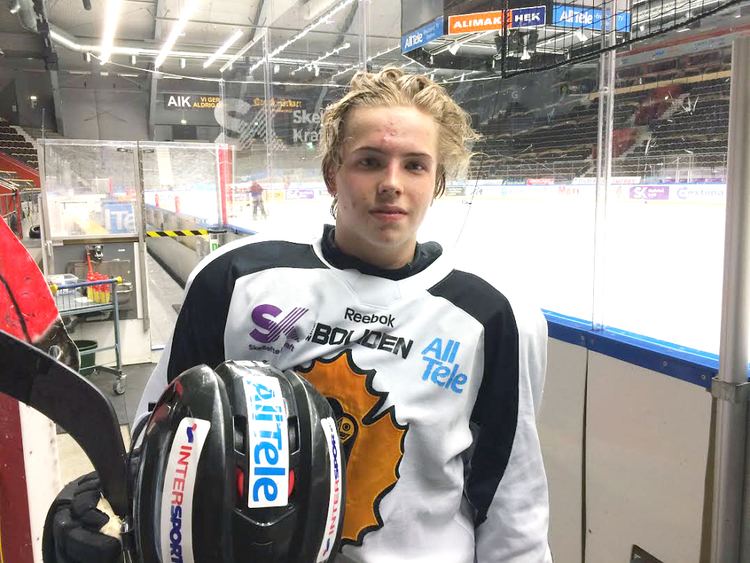 Tim Söderlund 17ringen gjorde sin frsta trning med Skellefte AIK En drm