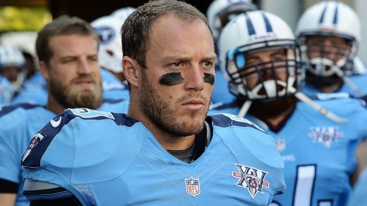 Tim Shaw (American football) Former NFL Player Reveals ALS Diagnosis During Ice Bucket