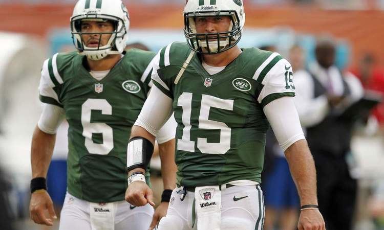 Tim Tebow Tim Tebow has not given up dream of playing quarterback in NFL
