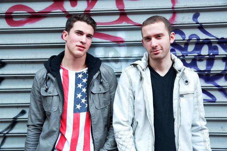Timeflies Musical Duo Timeflies to Continue SPA Concert Series on Friday