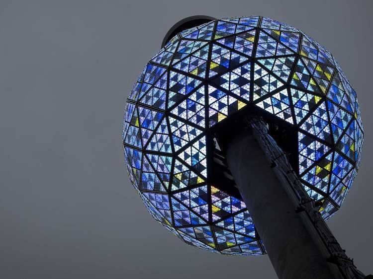 Times Square Ball Here39s How The Times Square Ball Drop Tradition Began Business Insider