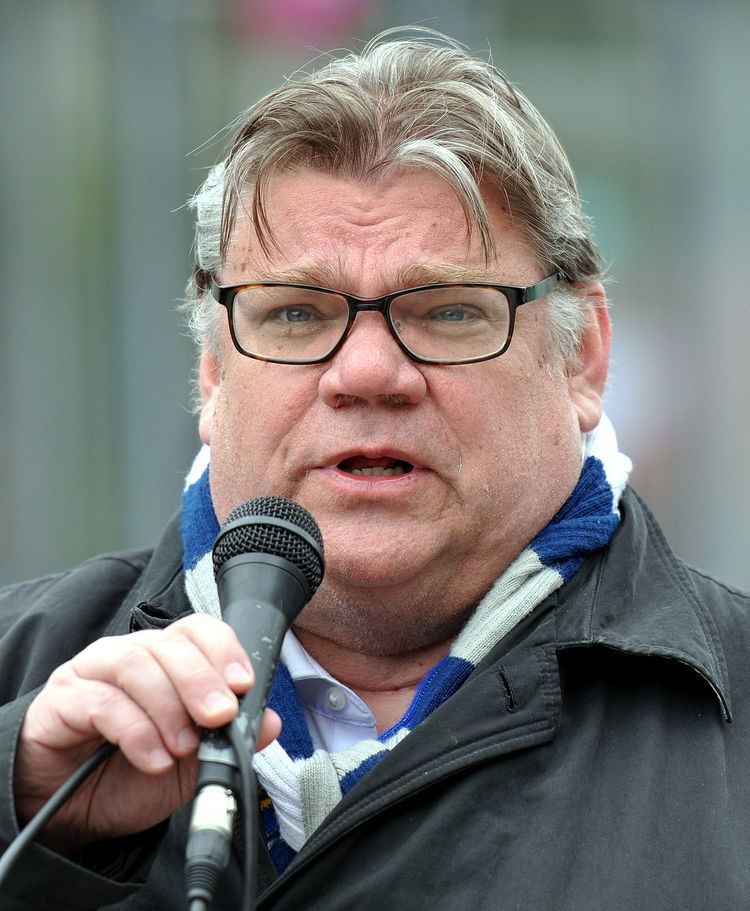 Timo Soini httpsuploadwikimediaorgwikipediacommonsthu