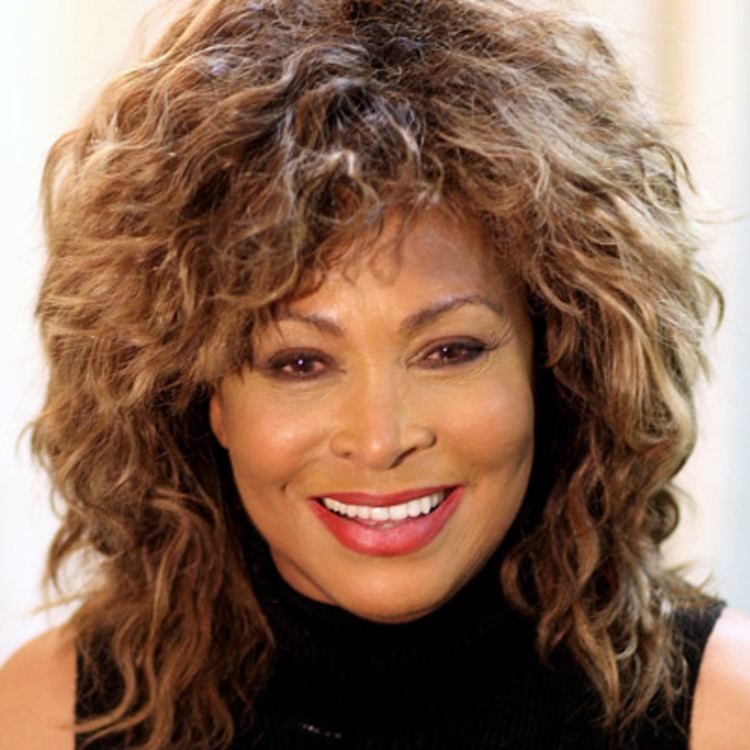 Tina Turner httpswwwbiographycomimagetshareMTE4MDAzN