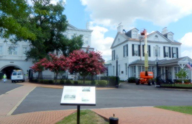 Tingey House Panoramio Photo of Latrobe Gate Tingey House marker Washington