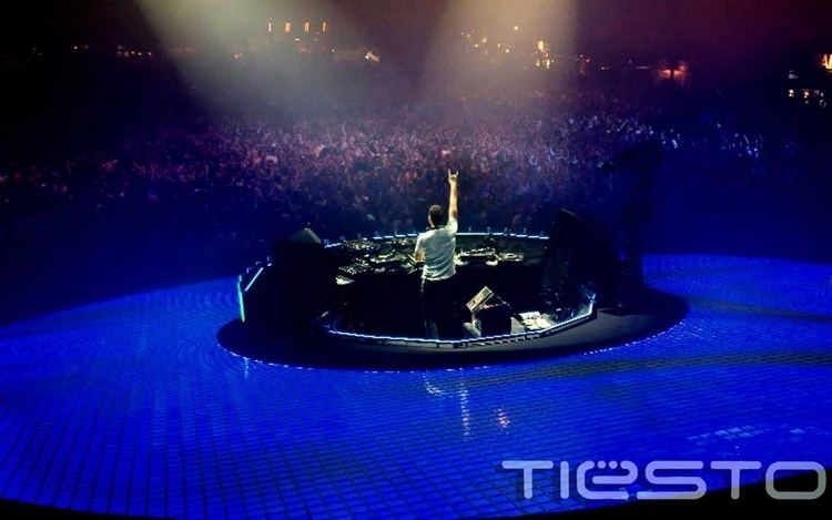 Tiësto in Concert 2 Tisto in Concert 2 2930102004 Arnhem Netherlands
