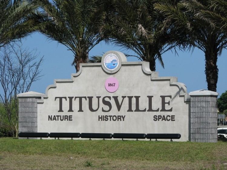 Titusville, Florida httpssmediacacheak0pinimgcomoriginalsb5