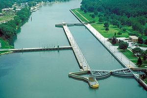 T.J. O'Brien Lock and Dam httpsuploadwikimediaorgwikipediacommonsthu