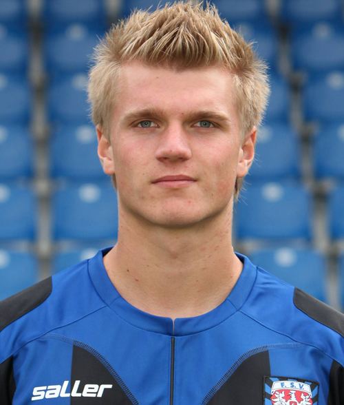 Tobias Henneböle mediadbkickerde2012fussballspielerxl682991