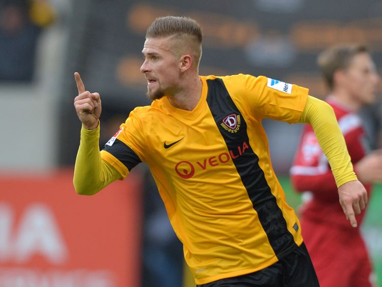 Tobias Kempe Kempe bindet sich drei Jahre an Dynamo 2 Liga