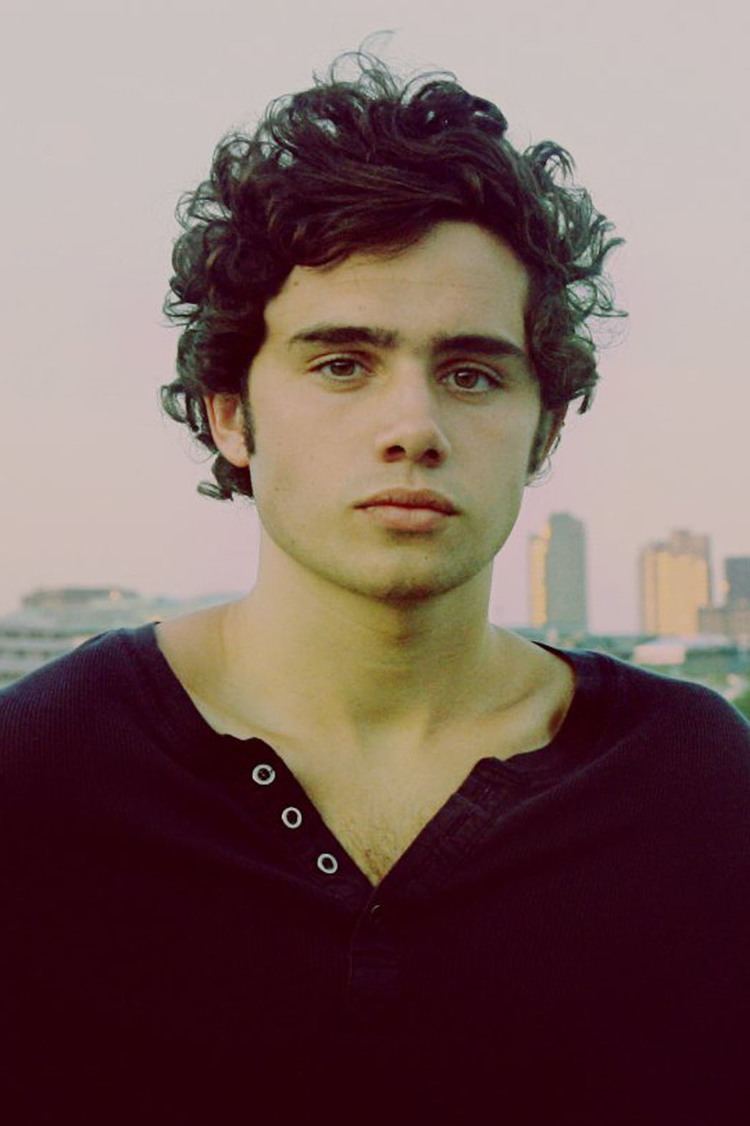 Toby Sebastian cdn2thrcomsitesdefaultfiles201310tobyseba