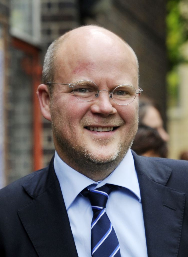 Toby Young - Wikipedia