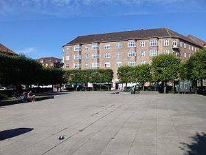 Toftegårds Plads httpsuploadwikimediaorgwikipediacommonsthu