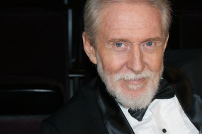 Tom Alter 100 Years Of Indian Cinema on B4U by Bollywood veteran Tom