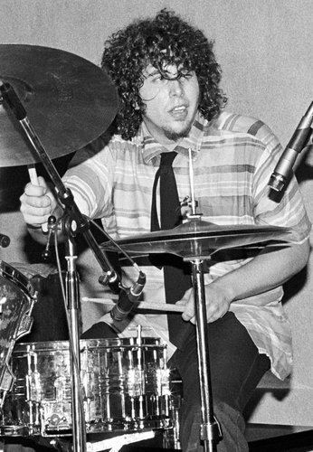 Tom Ardolino Tom Ardolino 56 Longtime Drummer for NRBQ Dies The