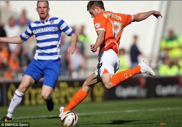 Tom Barkhuizen Blackpool 1 Reading 0 match report Daily Mail Online
