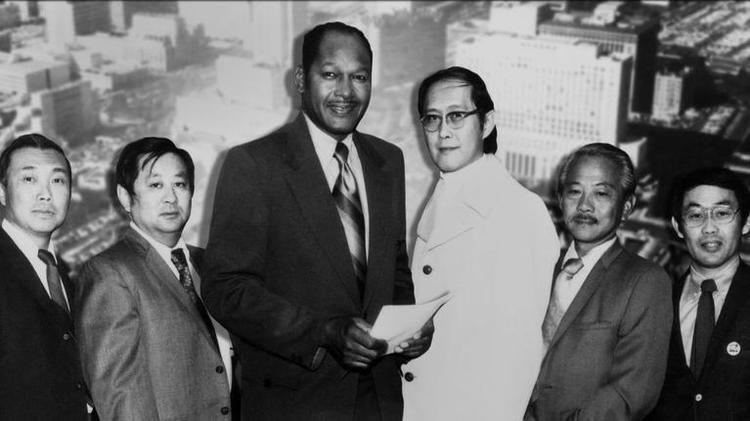 Tom Bradley (American politician) Bridging the Divide Tom Bradley and the Politics of Race PBS