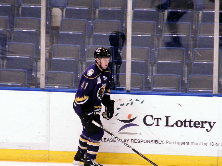 Tom Cavanagh (ice hockey) Tom Cavanagh ice hockey Wikipedia