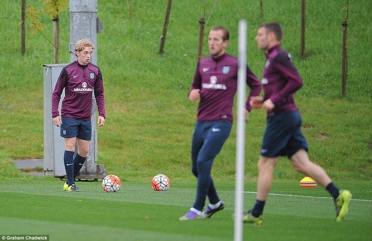 Tom Davies (footballer, born 1998) England stars gear up for Euro 2016 qualifier against Estonia and