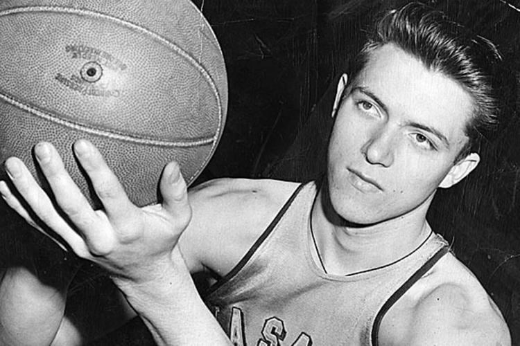 Tom Gola Tom Gola dies at 81 Philadelphia basketball star excelled in