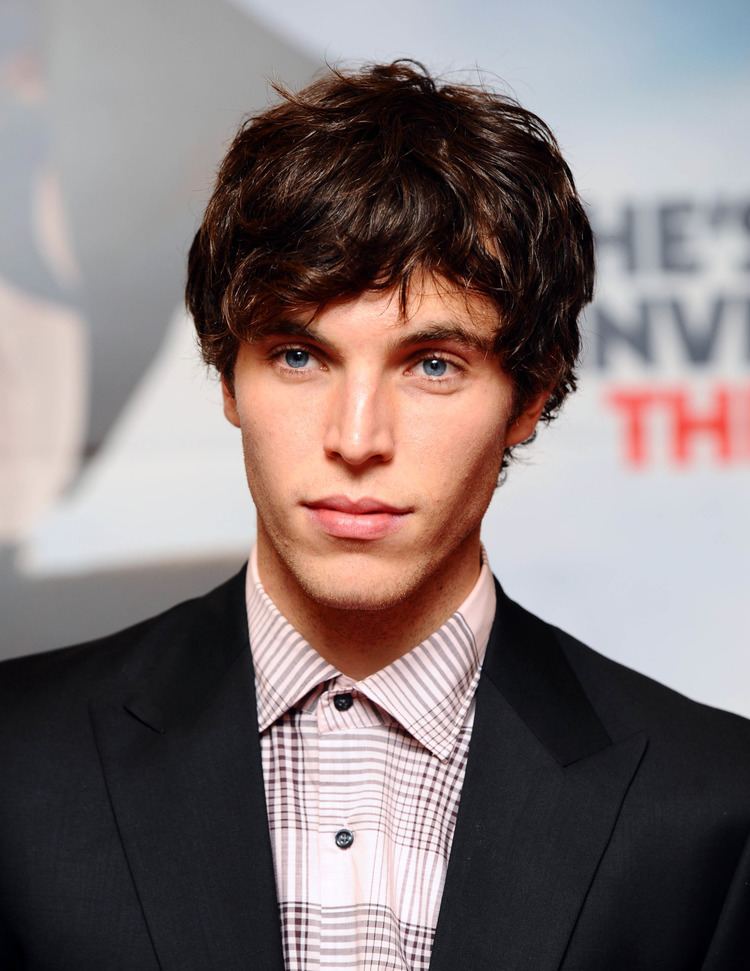 Tom Hughes (actor) staticcinemagiaroimgdbactor016340tomhugh