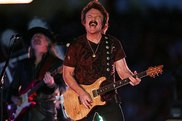 Tom Johnston (musician) Doobie Brothers Tom Johnston Reflects on Listen to the Music at 40