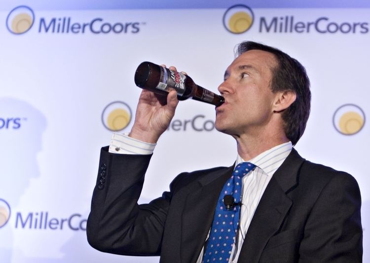 Tom Long (CEO) MillerCoors CEO Tom Long retires after 4 years with Chicago brewer