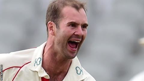 Tom Smith (cricketer, born 1985) Tom Smith Lancashire allrounder and former captain forced to