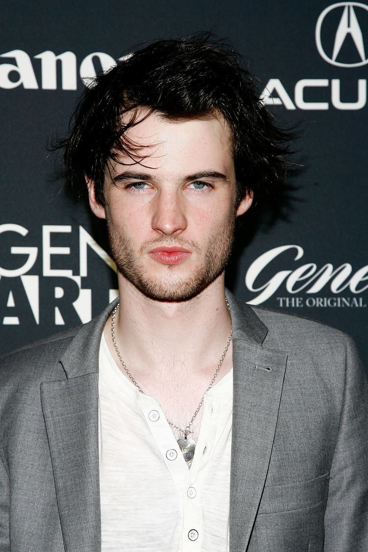 Tom Sturridge Pictures and Quotes From Rachel Bilson and Tom Sturridge