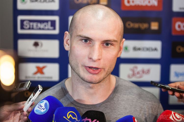 Tomáš Surový Napriek dlhom Surov zostva Jeden z najlepch v KHL predil
