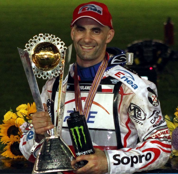 Tomasz Gollob uel Tomasz Gollob dochodzi do siebie po wypadku z GP