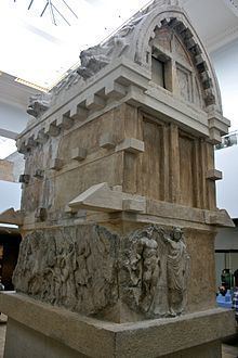 Tomb of Payava httpsuploadwikimediaorgwikipediacommonsthu