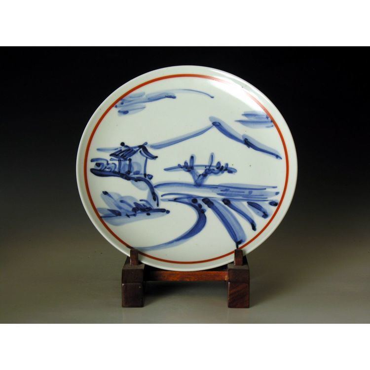 Tomimoto Kenkichi H153 A plate by Kenkichi Tomimoto Phil Rogers Pottery