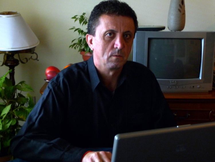 Tomislav Kezarovski Journalists Demand Freedom for Jailed Macedonian Reporter