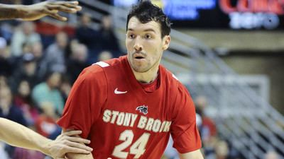 Tommy Brenton River Hill grad Tommy Brenton signs pro basketball contract in Japan