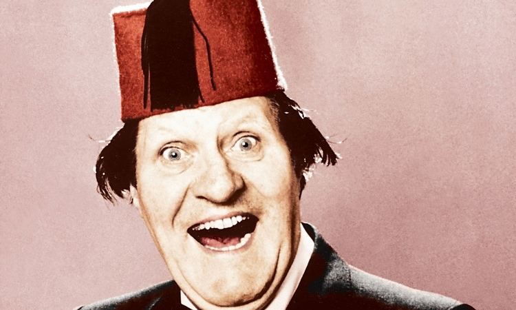 Tommy Cooper John Kearns on Tommy Cooper 39A comic39s job is to play the