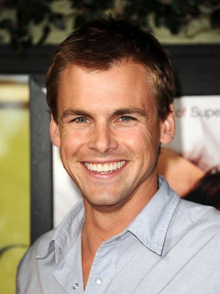 Tommy Dewey iamediaimdbcomimagesMMV5BMzQzMTkwMDgxMV5BMl5