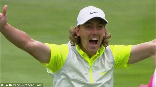 Tommy Fleetwood Tommy Fleetwood fires an incredible albatross to soar into