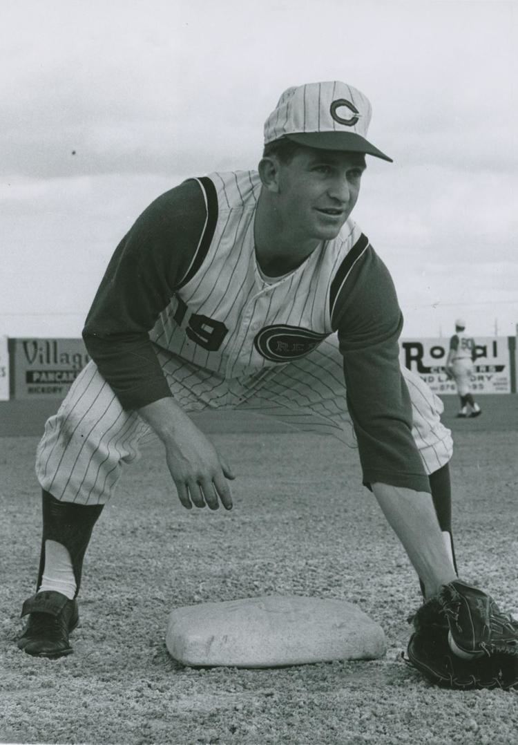 Tommy Helms CardCorner 1977 Topps Tommy Helms Baseball Hall of Fame