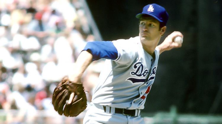 Tommy John Today In Dodger History Dodgers Acquire Tommy John From White Sox