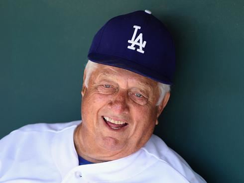 Tommy Lasorda Tommy Lasorda suffers mild heart attack