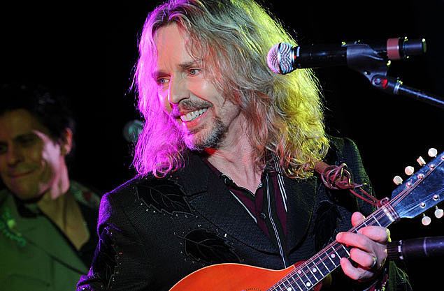 Tommy Shaw Styx Guitarist Tommy Shaw Releases Bluegrass Album The Great Divide