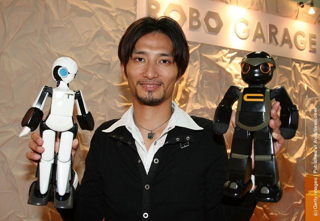Tomotaka Takahashi Tomotaka Takahashi And His Robots