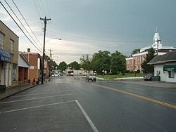 Tompkinsville, Kentucky httpsuploadwikimediaorgwikipediacommonsthu