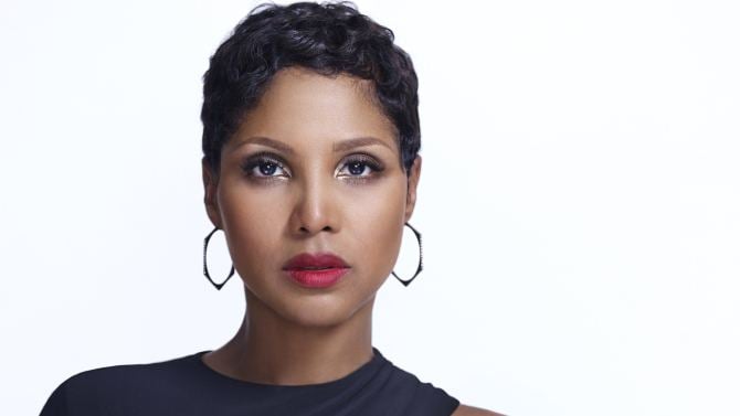 Toni Braxton Toni Braxton39s life story to be told on Lifetime channel