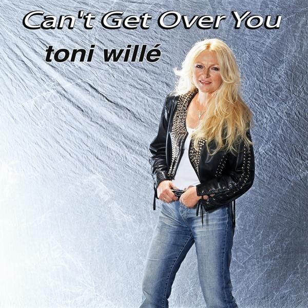 Toni Willé in her album cover wearing black leather jacket, white inner top and jeans
